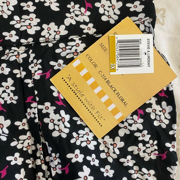 Floral print shorts Plus size - Picture 2 of 2